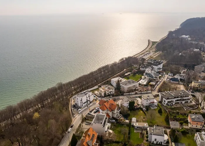 Kamienna Gora Apartment *